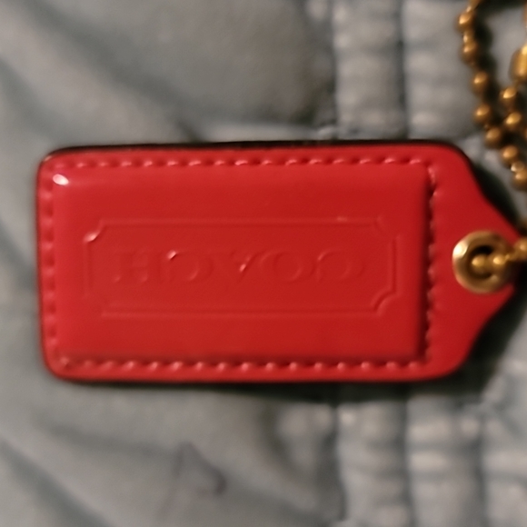 Coach hag tags - Picture 5 of 9